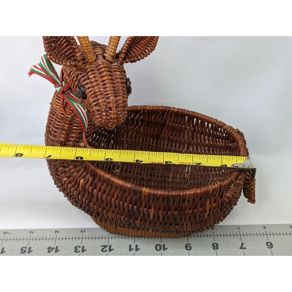 Christmas Decor Wicker‎ Rattan Reindeer Deer Basket and Pinecone Ornaments Lot